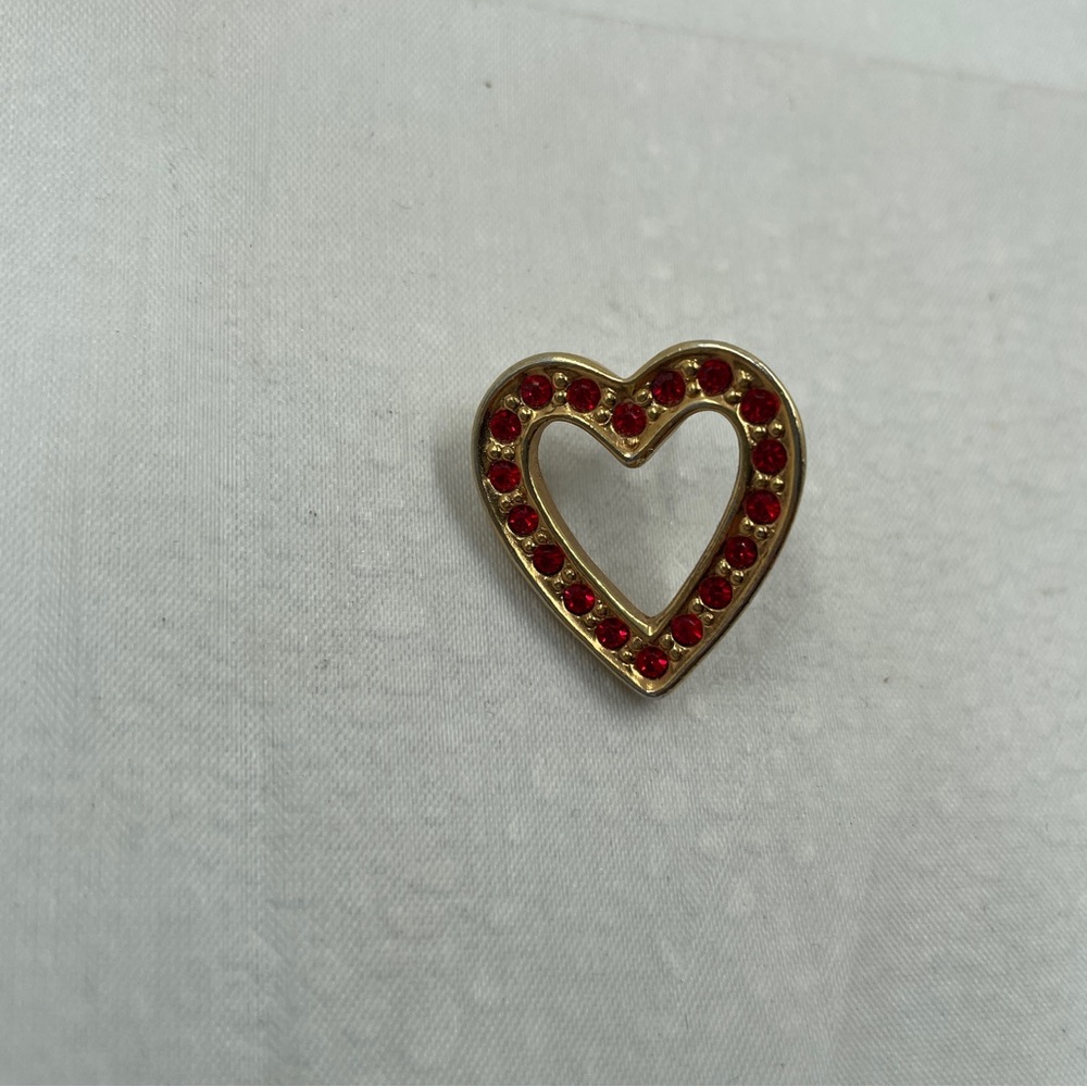 Vintage Avon Heart Pin